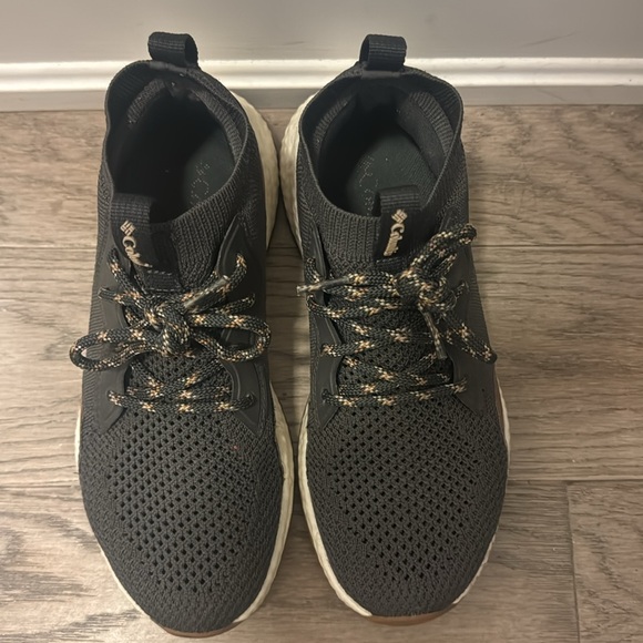 Columbia, stylish, brown and grey ankle sneakers. - Picture 5 of 5